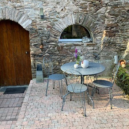 Le Moulin De La Castellerie Bed & Breakfast Moon-sur-Elle Exterior photo